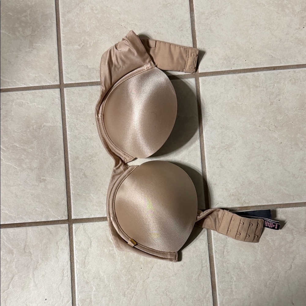Victoria's Secret Tan Bra